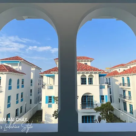 Sun Feria Bai Chay Ha Long Villa Luxury