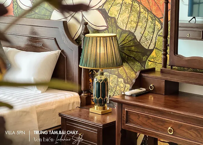 Sun Feria Bai Chay Luxury Villa