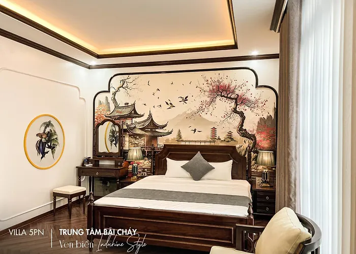 Sun Feria Bai Chay Luxury Villa *