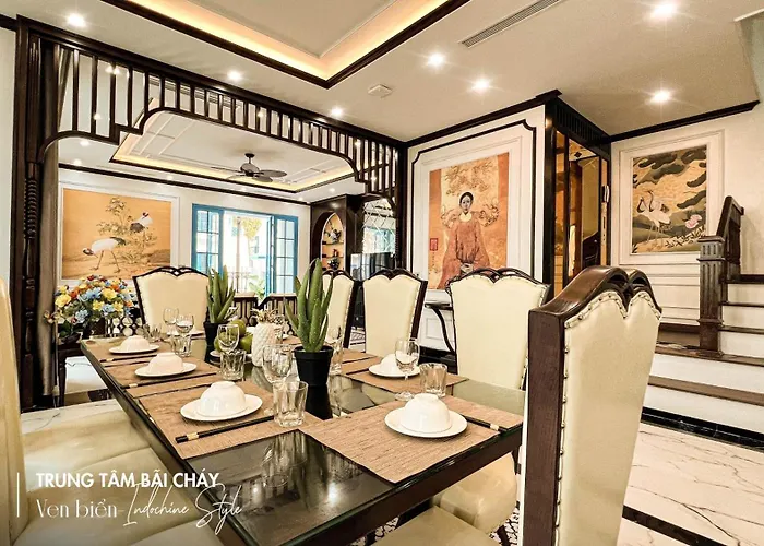 Sun Feria Bai Chay Luxury Villa *